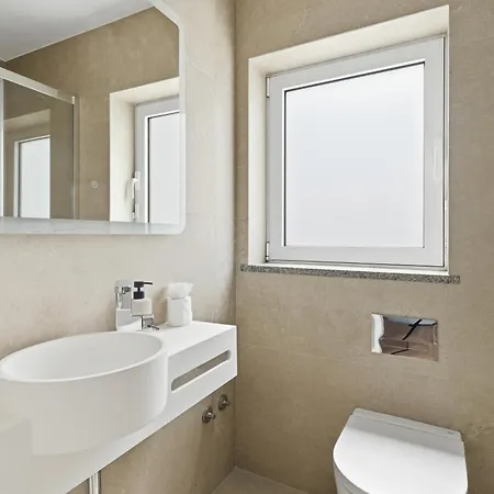 Atlantic Apartman *